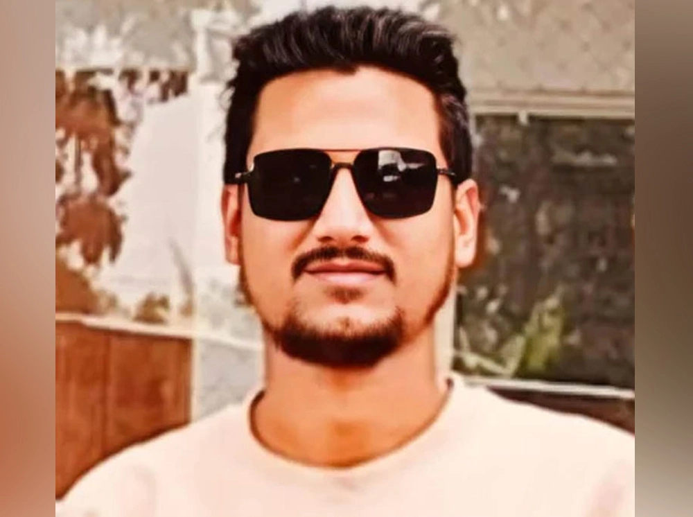 সারের ডিলারশিপ না পেয়ে যুবদল নেতা বললেন ‘গুডবাই’