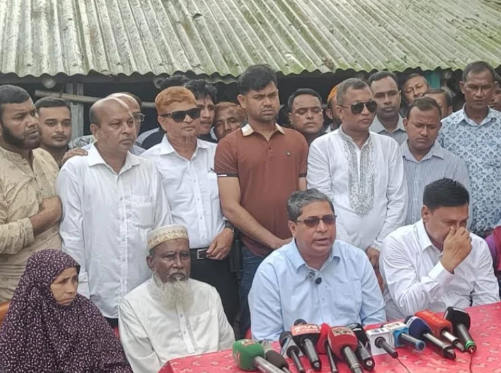 ঘোষণার ৫ দিনের মধ্যেই আবু সাঈদের বাড়ি-কবরস্থানের জন্য ১ কোটি টাকা ছাড়