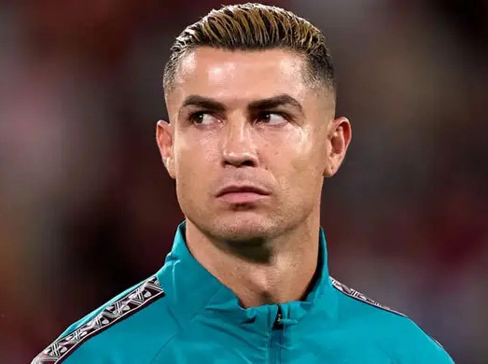 পিএসজিতে খেলার ইচ্ছা নিয়ে রোনালদোর গোপন কথা ফাঁস