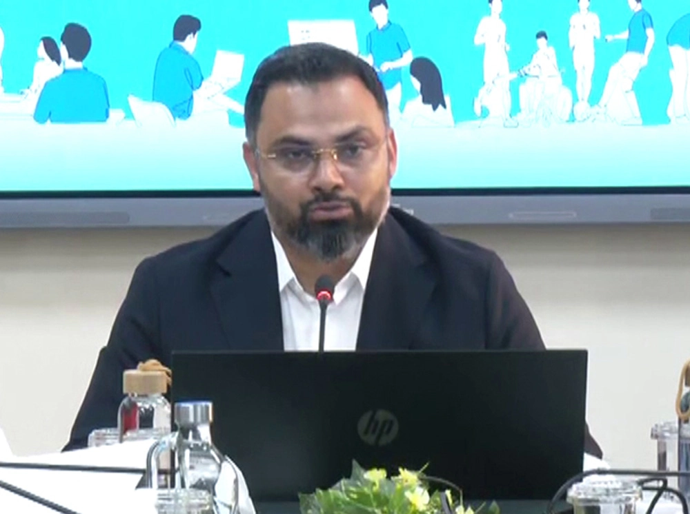 নিয়োগ পরীক্ষার প্রশ্নফাঁসে জড়িতদের দৃষ্টান্তমূলক শাস্তি হবে: আমিনুল হক