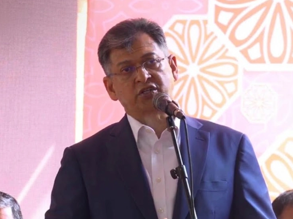 সংবিধান সংশোধনীতে বিরোধী দলের সহযোগিতা মিলছে না: স্বরাষ্ট্রমন্ত্রী