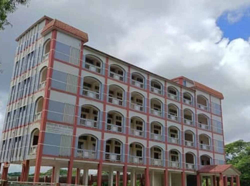 শিক্ষক একজন, পরীক্ষার্থীও একজন- পাস করতে পারেননি তিনিও